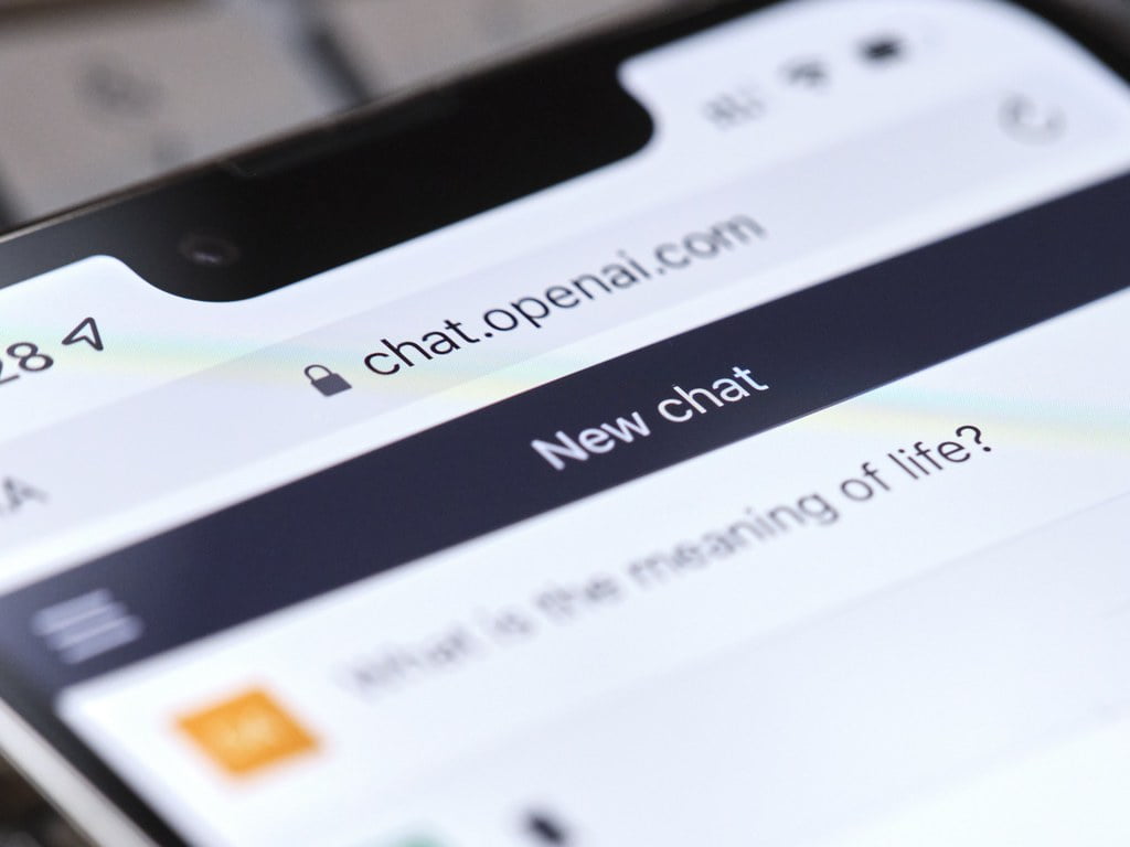 How does ChatGPT work?